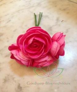 Decoflorall Ranonkels foam 6 cm. Fuchsia/ bundel 5 stuks Ranonkels van foam