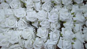 Decoflorall Actie foam roos EVI Wit DOOS BULK 180st Mooie grote rozen Puur wit