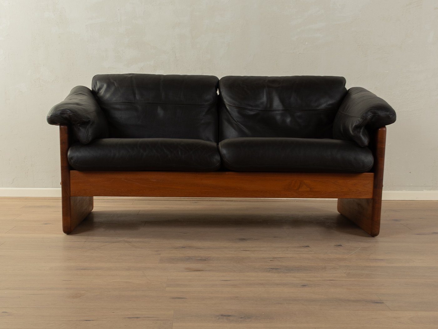 Whoppah 1960s sofa, Mikael Laursen Wood - Tweedehands