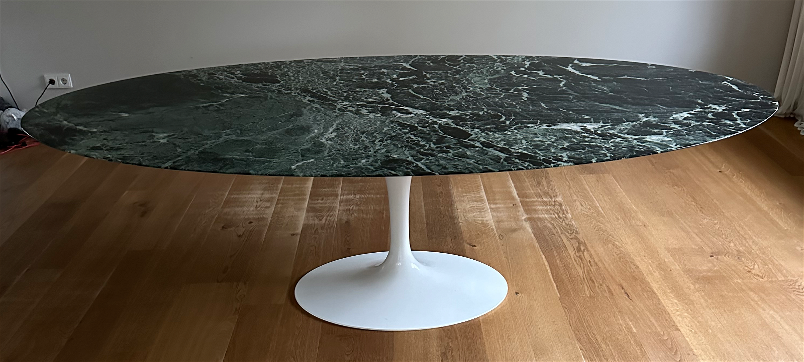 Knoll Saarinen Tulip Table Marmor Alpi Verde Marble - Tweedehands