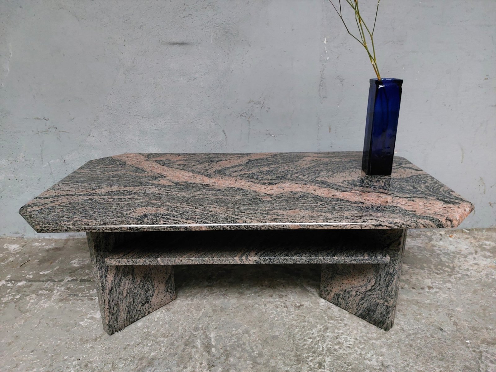 Whoppah granite coffee table 80' Stone - Tweedehands