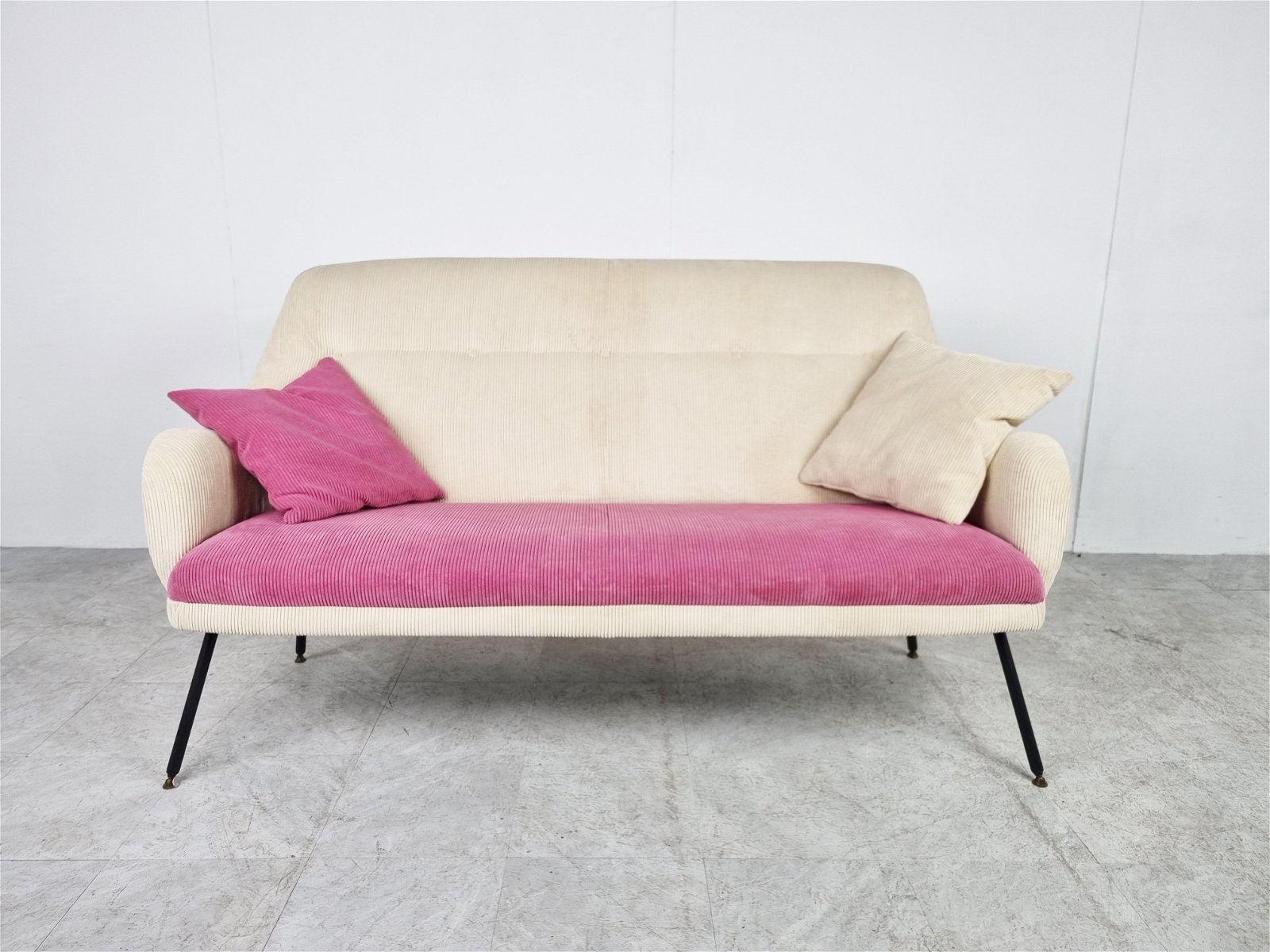 Whoppah Mid century sofa Textile - Tweedehands