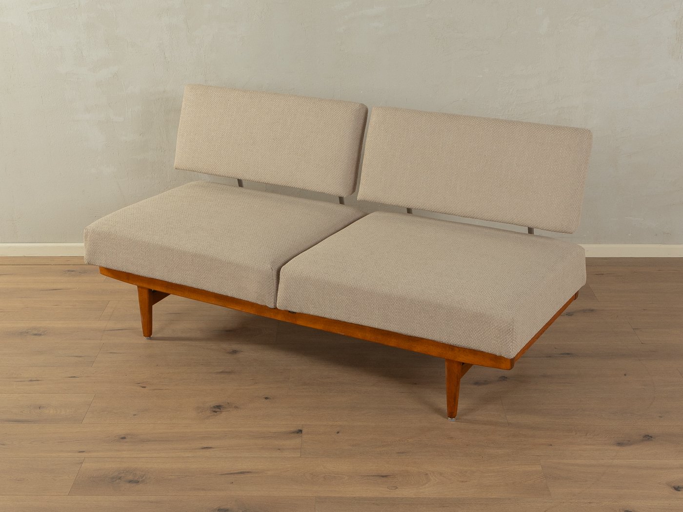 Whoppah 1950s Sofa, model Stella Textile - Tweedehands