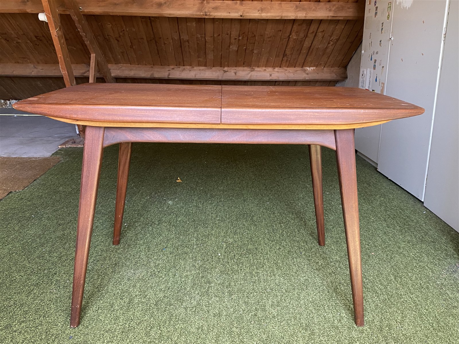 Louis van Teeffelen Van Teeffelen extendable dining table Wood - Tweedehands
