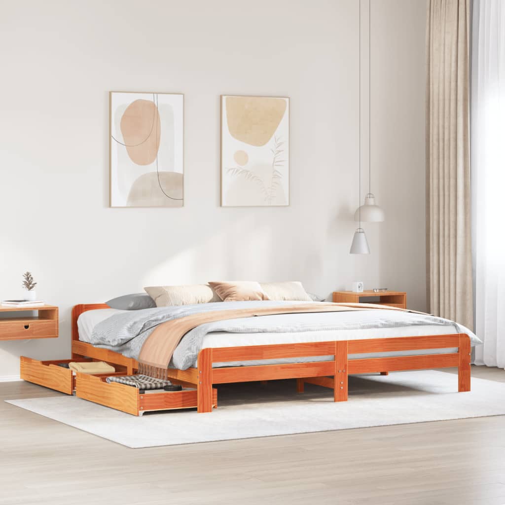 VidaXL Bedframe zonder matras massief grenenhout wasbruin 200x200 cm