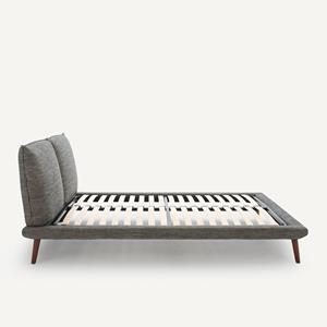 AM.PM Bed in linnen met bedbodem, Aurore design E. Gallina