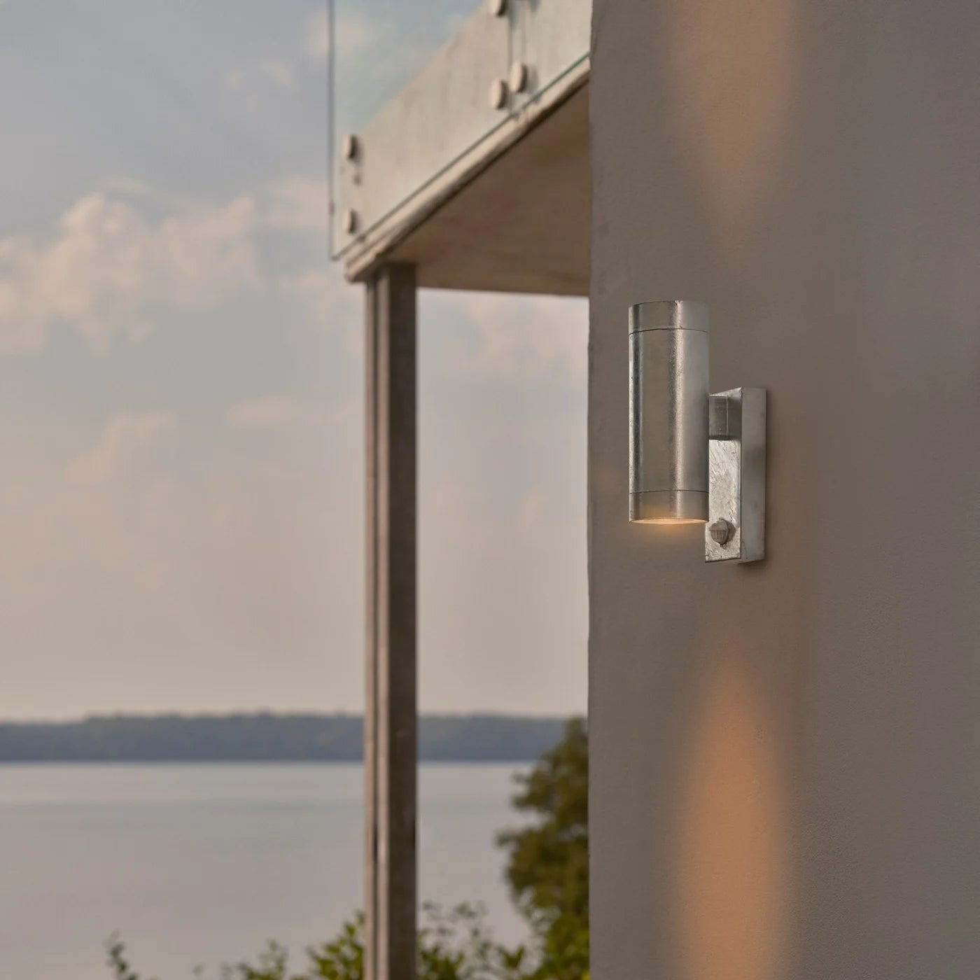 Nordlux Up & downlighter Tin zink met sensor 21519131