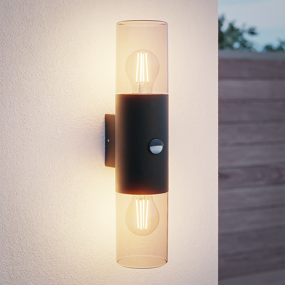 HOFTRONIC™ Blaze PIR LED wandlamp smoked glas - Schemer- en bewegingssensor - ex. E27 lichtbronnen - max. 15 Watt - Up & Down light - Muurlamp - Muurverlichting - IP44 voor binnen en buiten - Zw