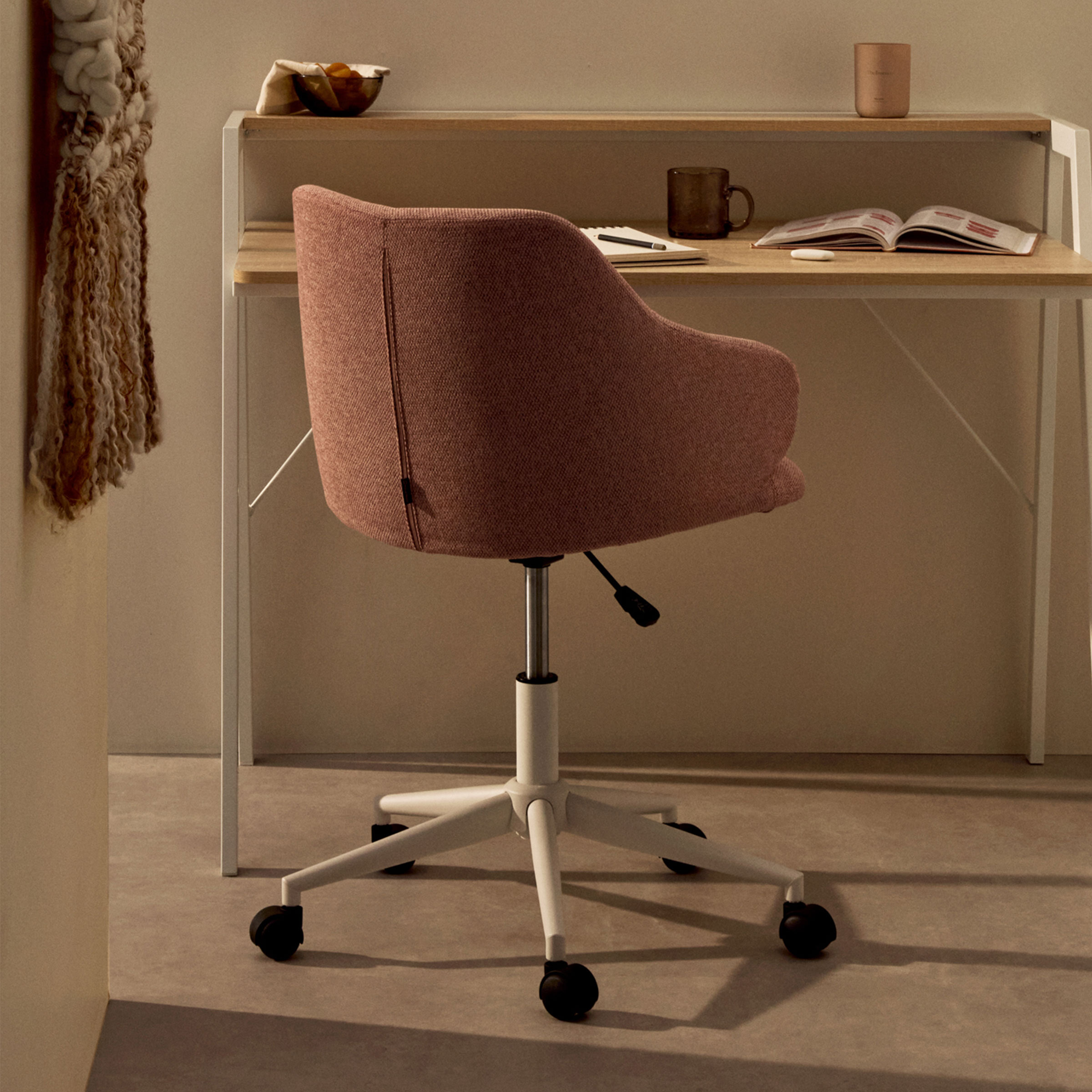 Kave Home Bureaustoel Einara - Roze