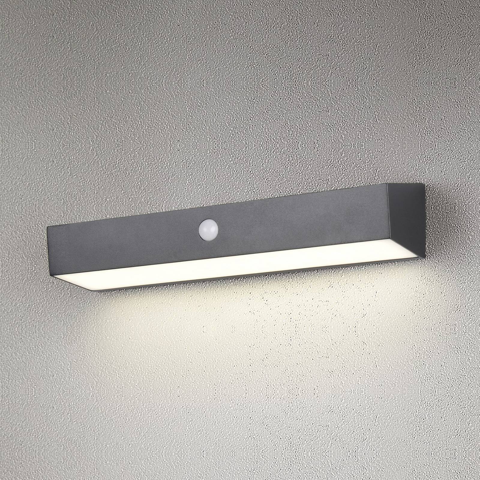 Reality Leuchten Solar wandlamp Silves, zwart, sensor, IP44