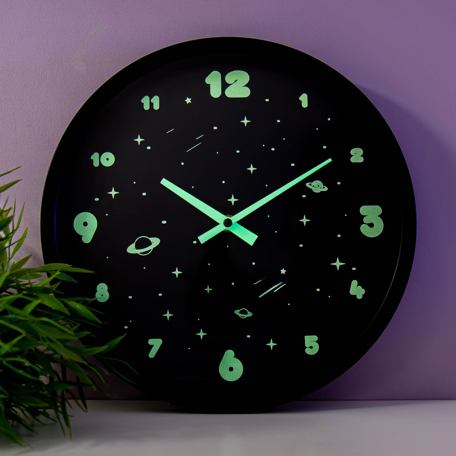 OOTB Glow in the dark ruimteklok