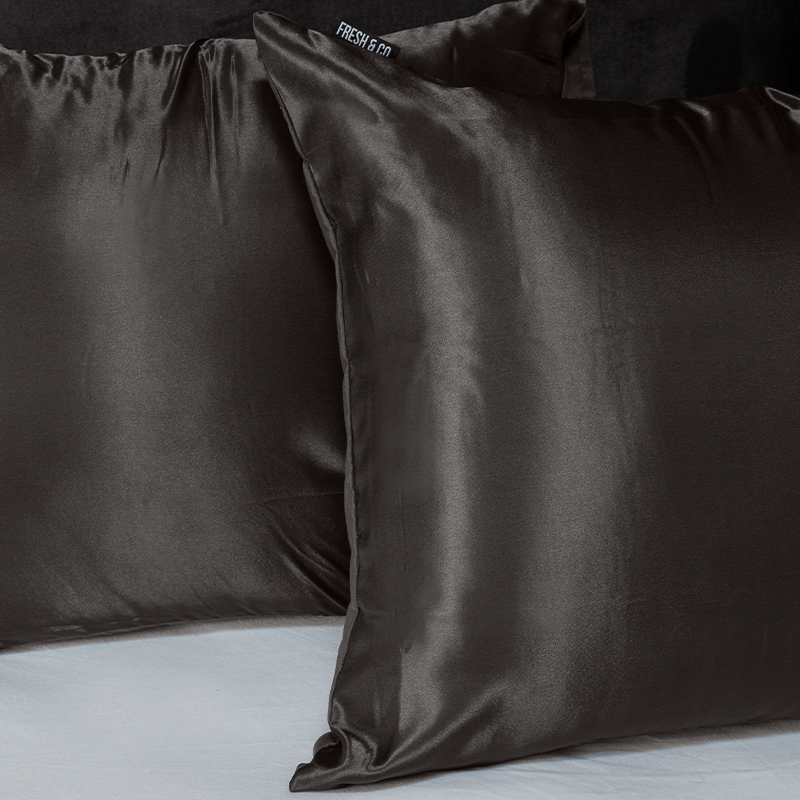Fresh and Co 2 PACK: Kussenslopen Silk Satin Effen Antraciet  - 