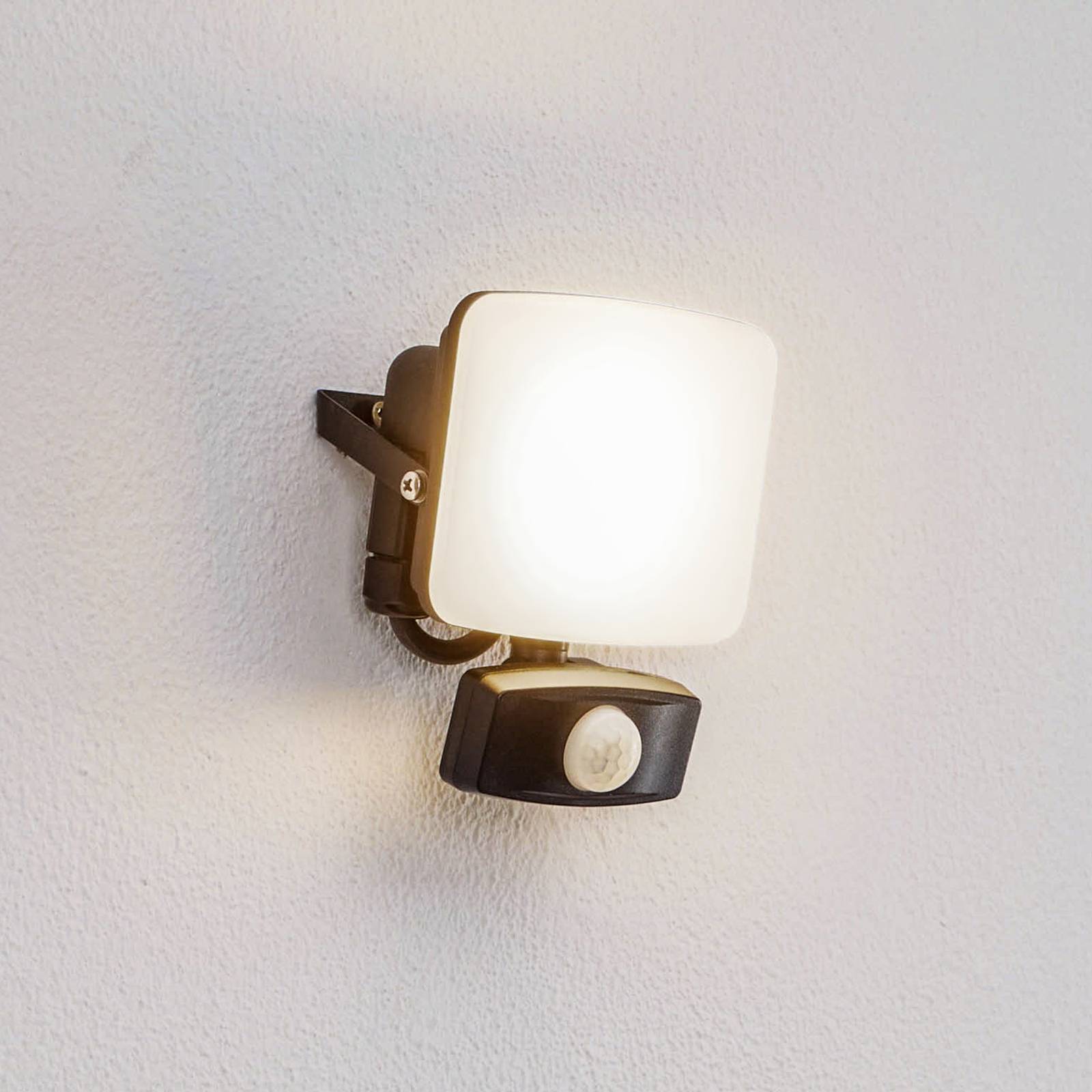 PRIOS Paityn LED buitenwandlamp met sensor, 10 W