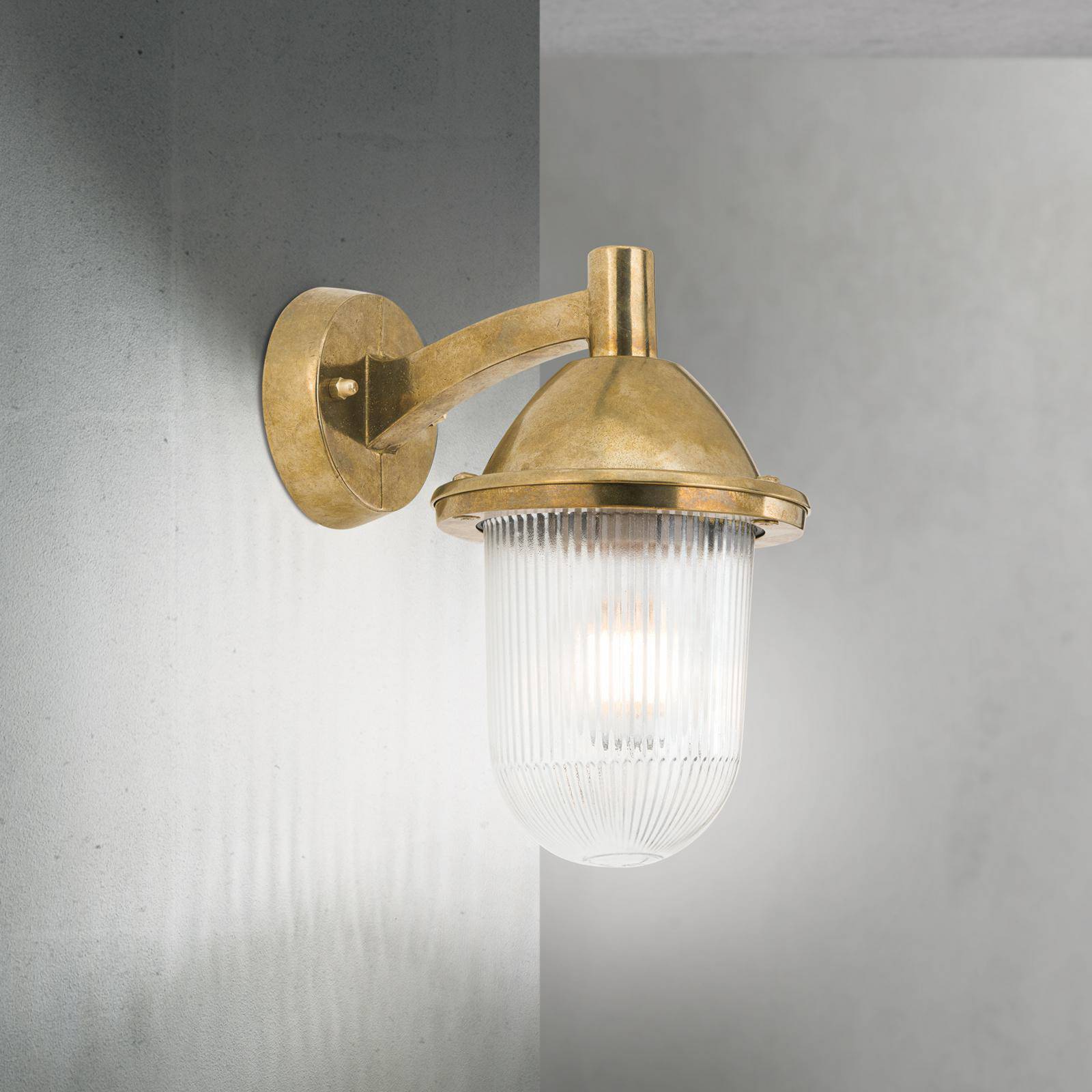 Orion Buitenwandlamp York, messing, geribbeld glas, E27, IP54