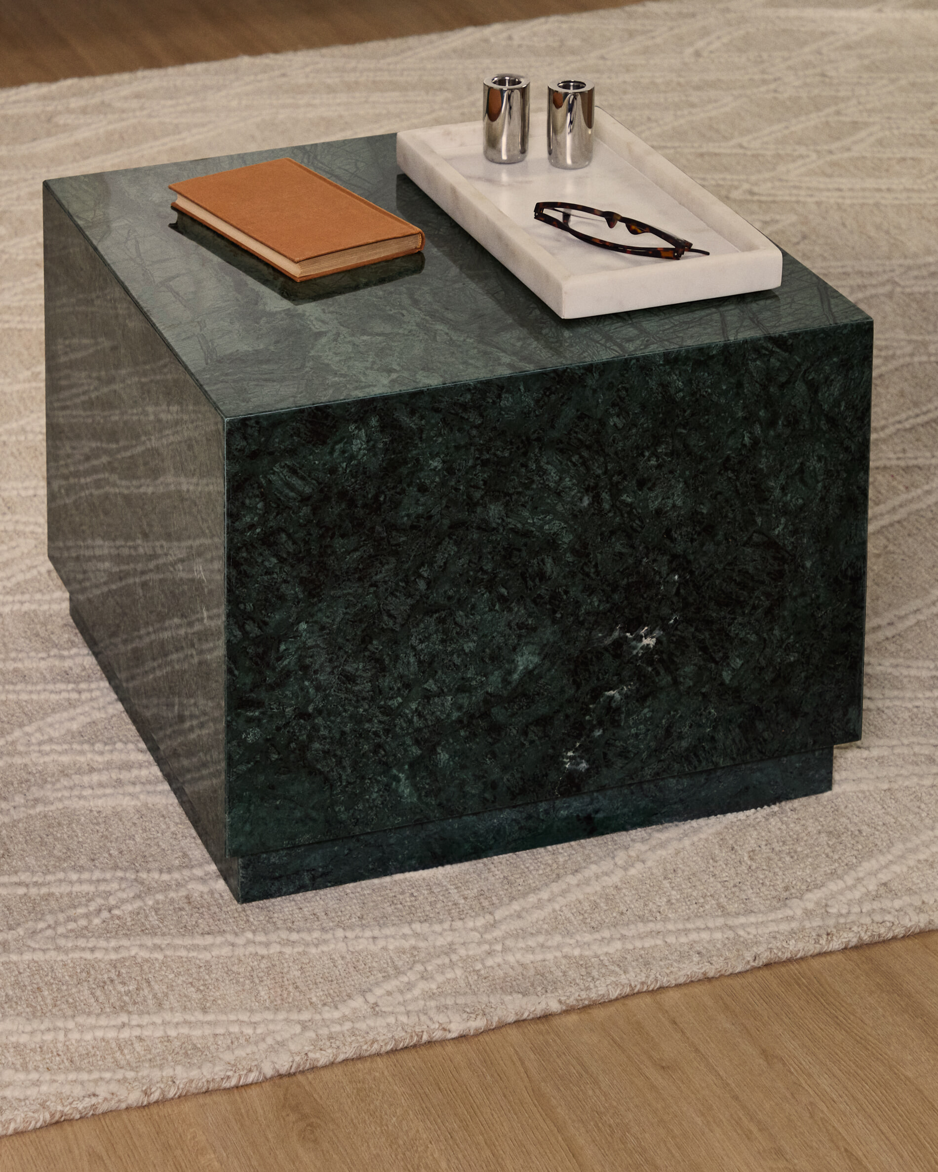 Kave Home Salontafel Sorein Marmer, 50 x 50cm - Groen
