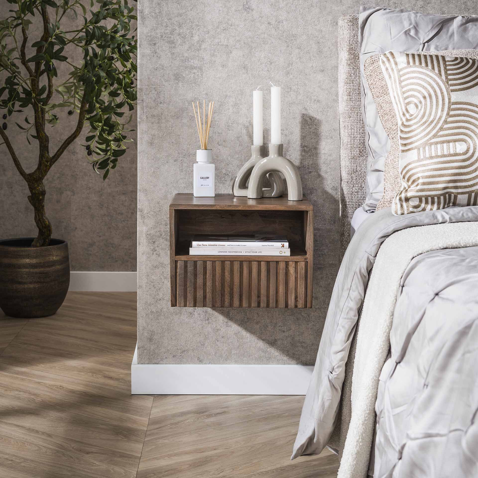 LifestyleFurn Zwevend Nachtkastje Alania Met 1 lade en open vak, Acaciahout - Massief acacia bruin