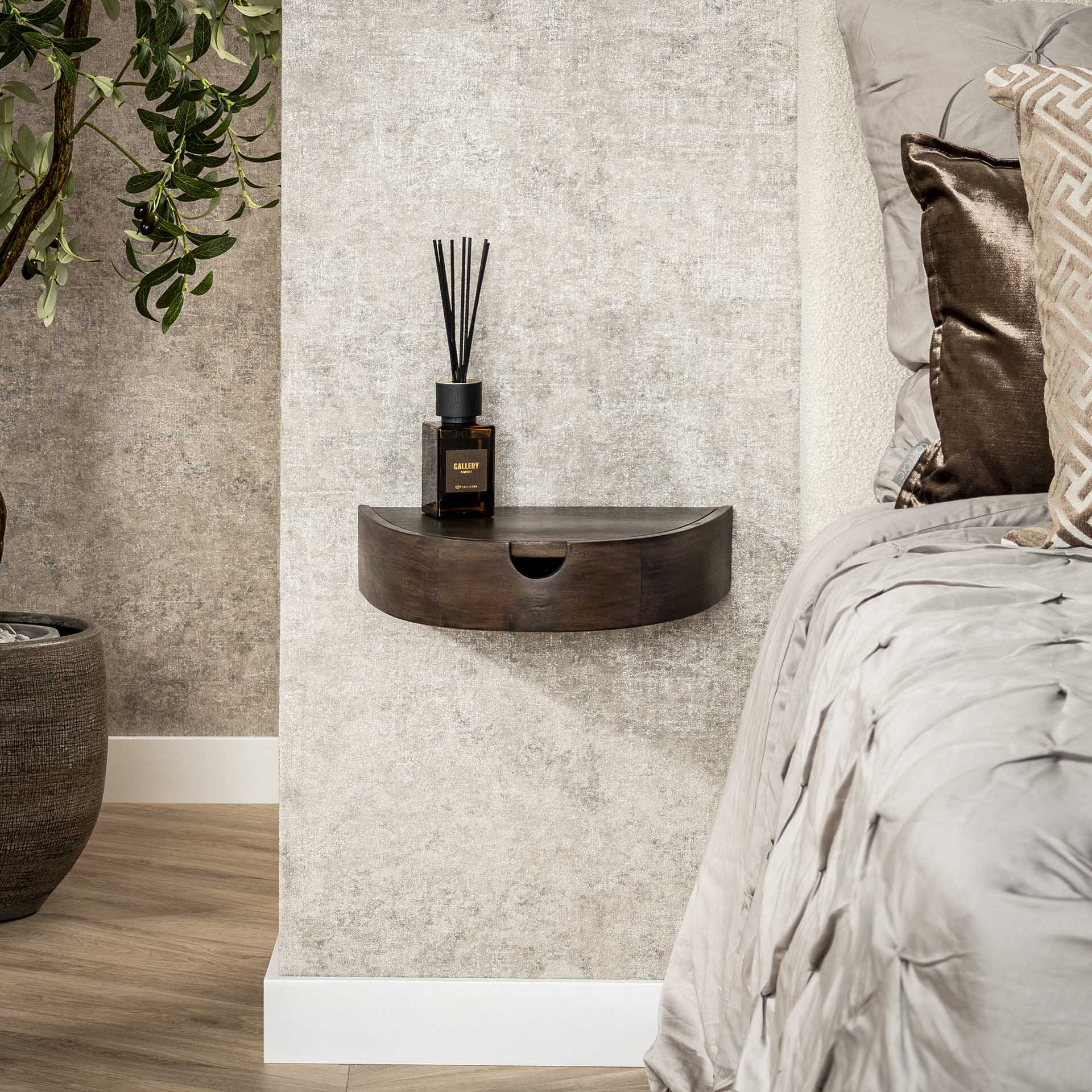 LifestyleFurn Halfrond Zwevend Nachtkastje Sherissa Acaciahout - Massief acacia glaze brown