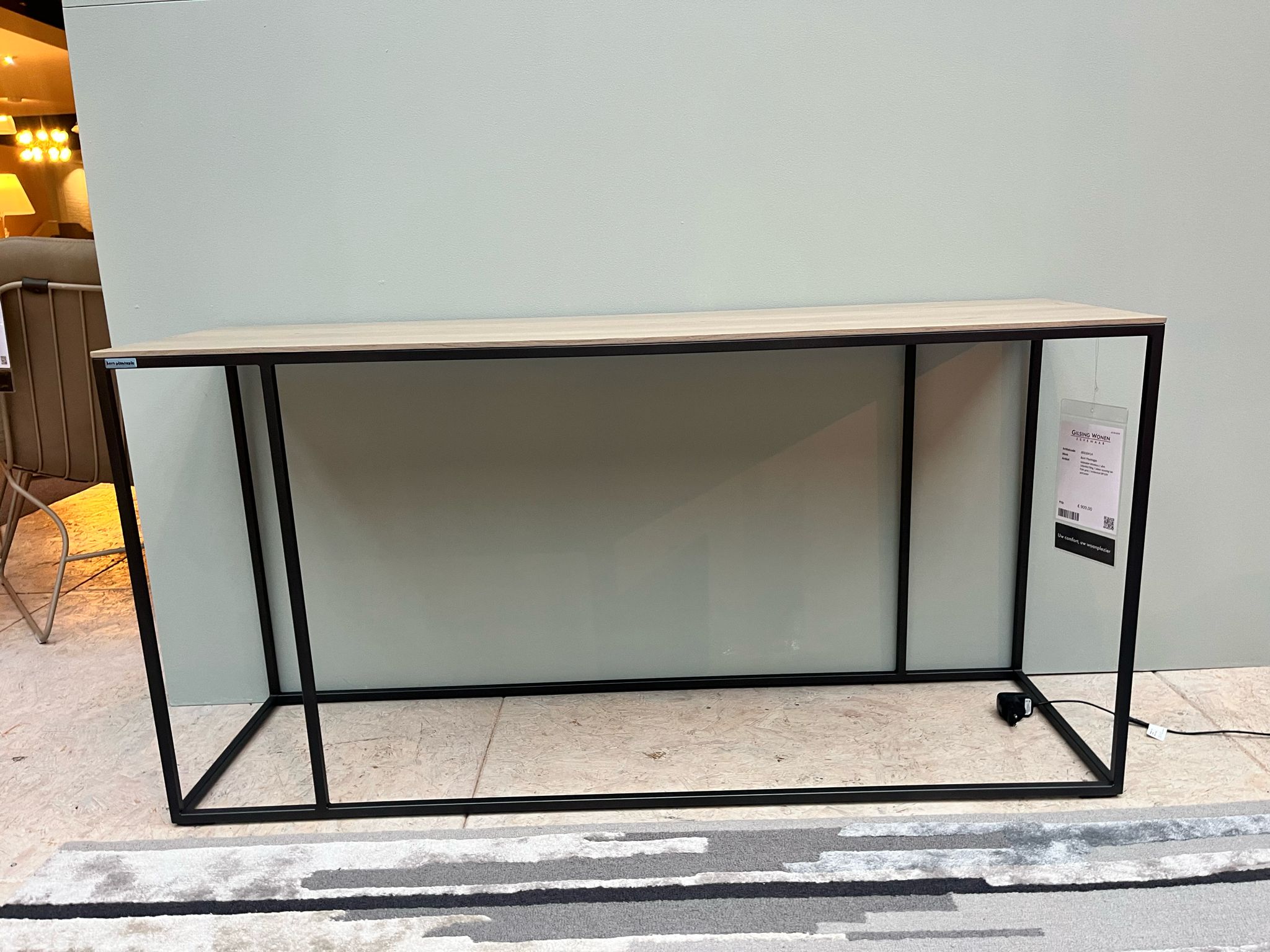 Bert Plantagie Wireless sidetable