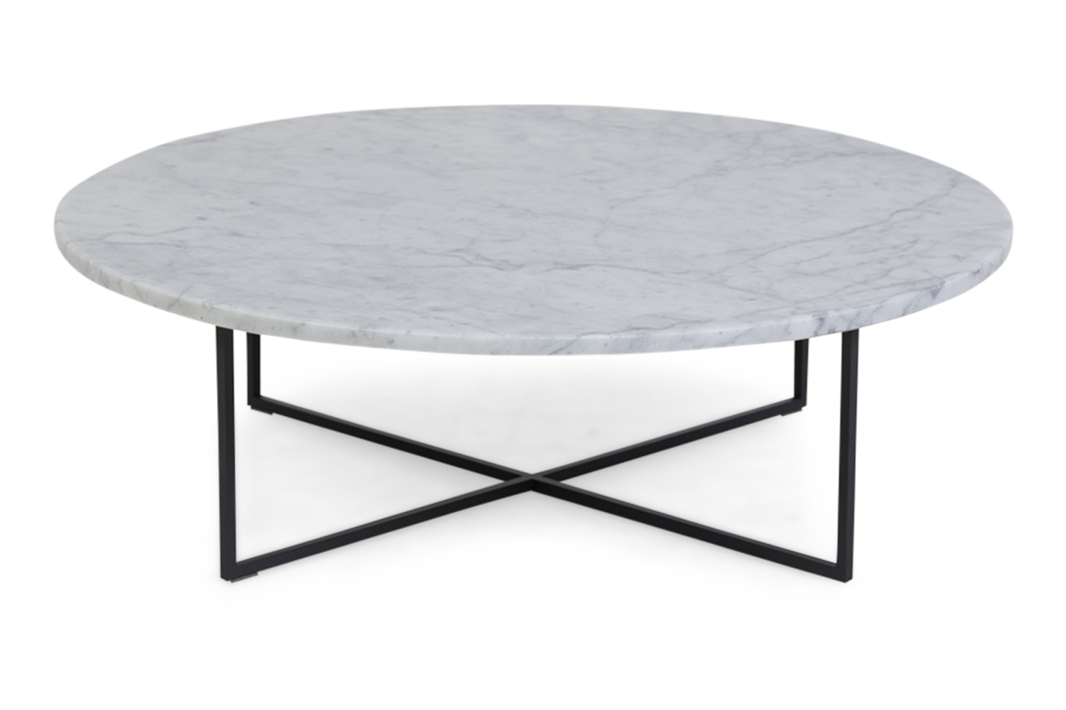Beek Kannika rond salontafel