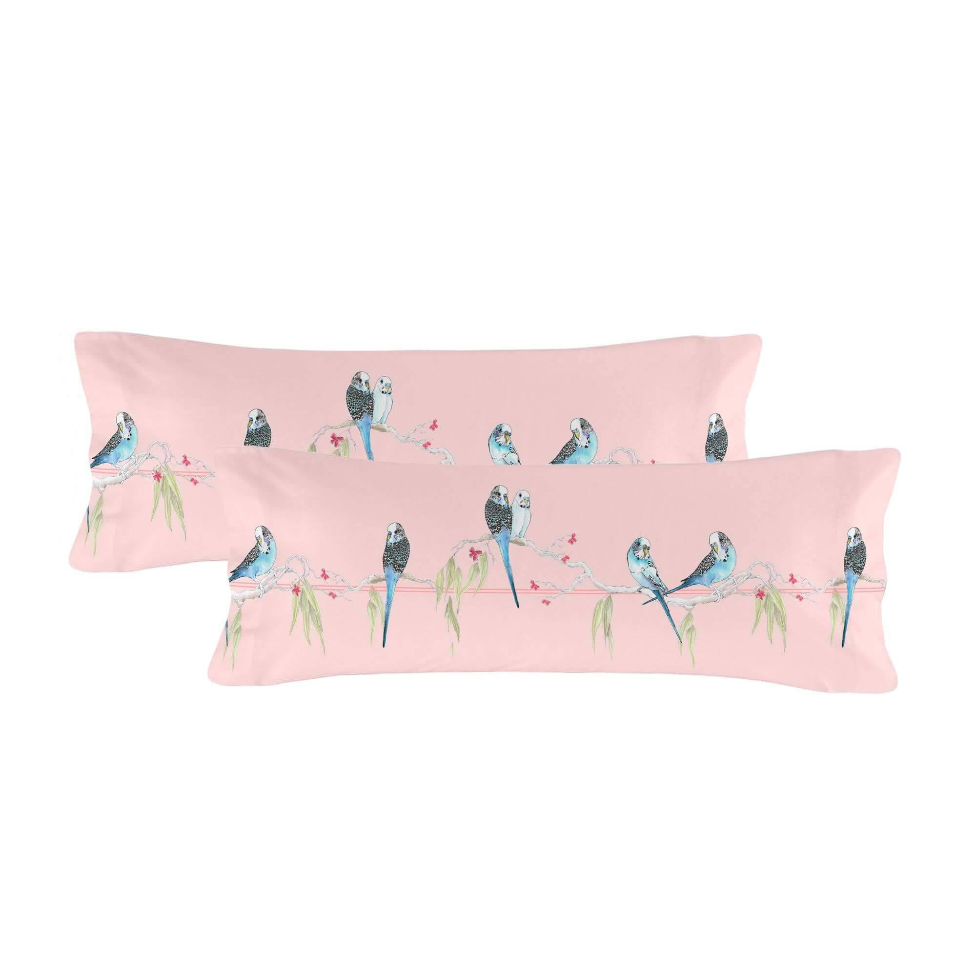 Happy Friday Set van 2 kussenslopen Parakeet | 