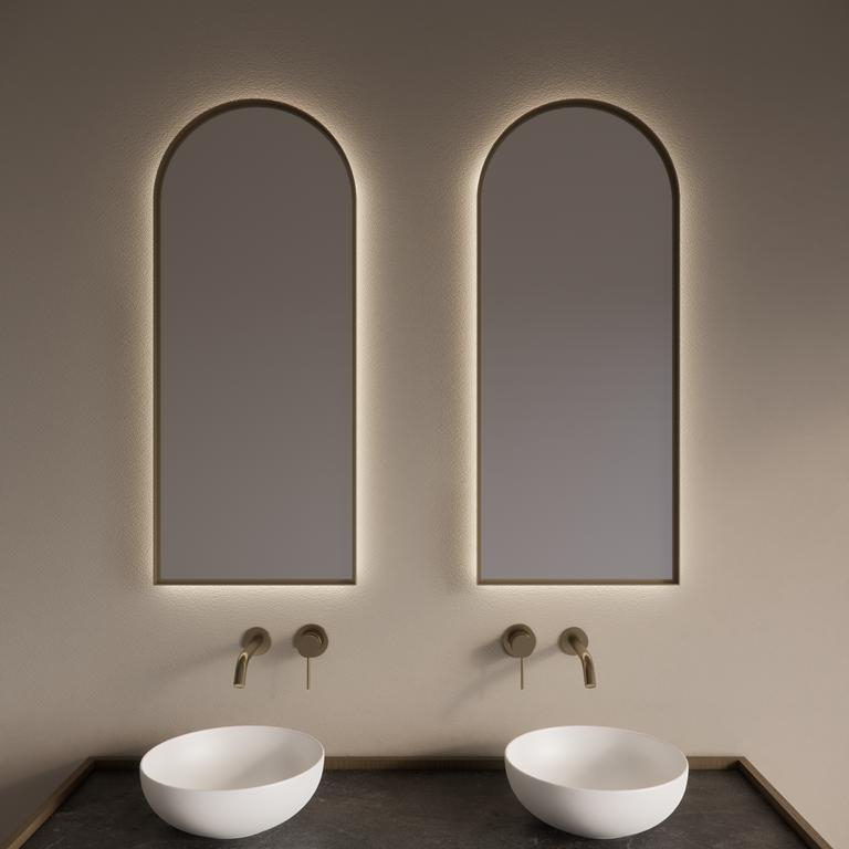 Gliss Design Spiegel  Delta met Indirecte LED Verlichting en Verwarming 40x100cm Mat Goud