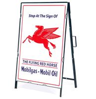 Fiftiesstore The Flying Red Horse Mobilgas - Mobiloil Metalen Frame Met Bord