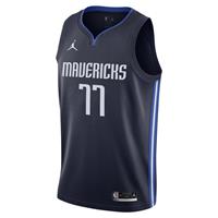 Jordan Luka Doncic Mavericks Statement Edition 2020 Swingman  NBA-jersey - Blauw