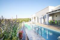 Vredig vakantiehuis in Agia Triada met zwembad